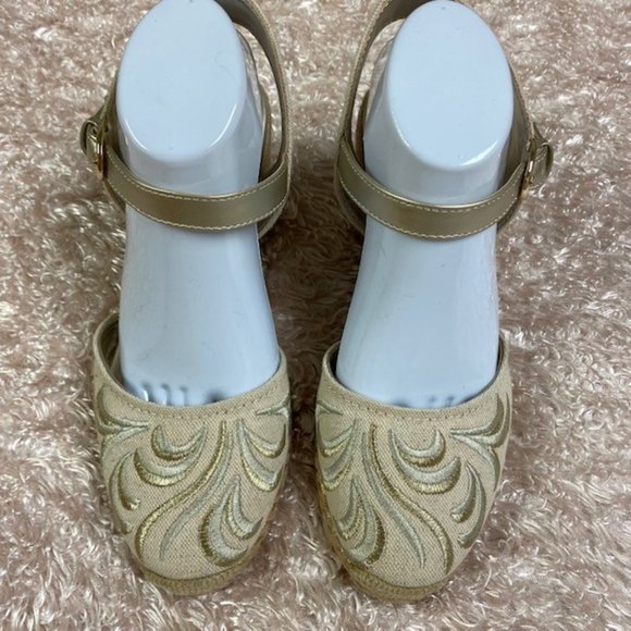 NATURALIZER Phebe 2 Embroidered Metallic Wedge Sandals,‎ NEW, size 9.5 W - Picture 1 of 8